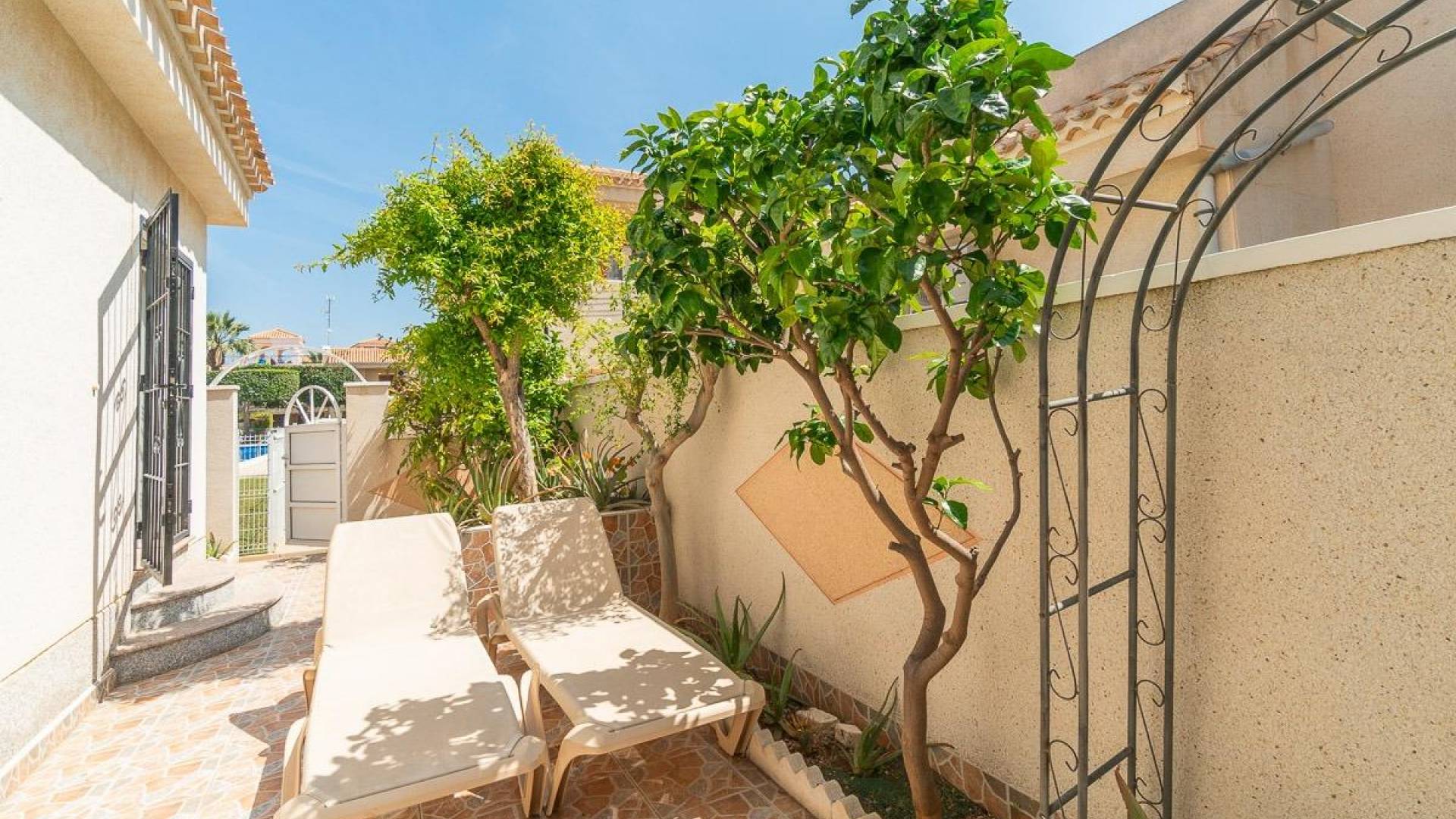 Second hand - Independent villa - Orihuela Costa - Playa Flamenca