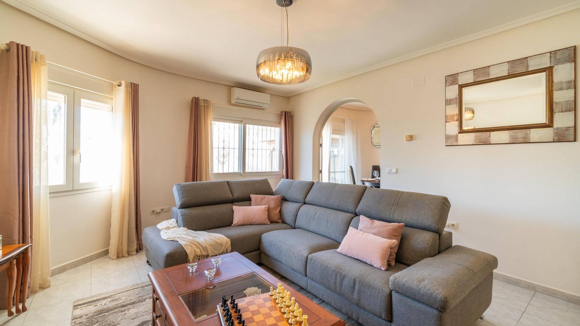 Second hand - Independent villa - Orihuela Costa - Playa Flamenca