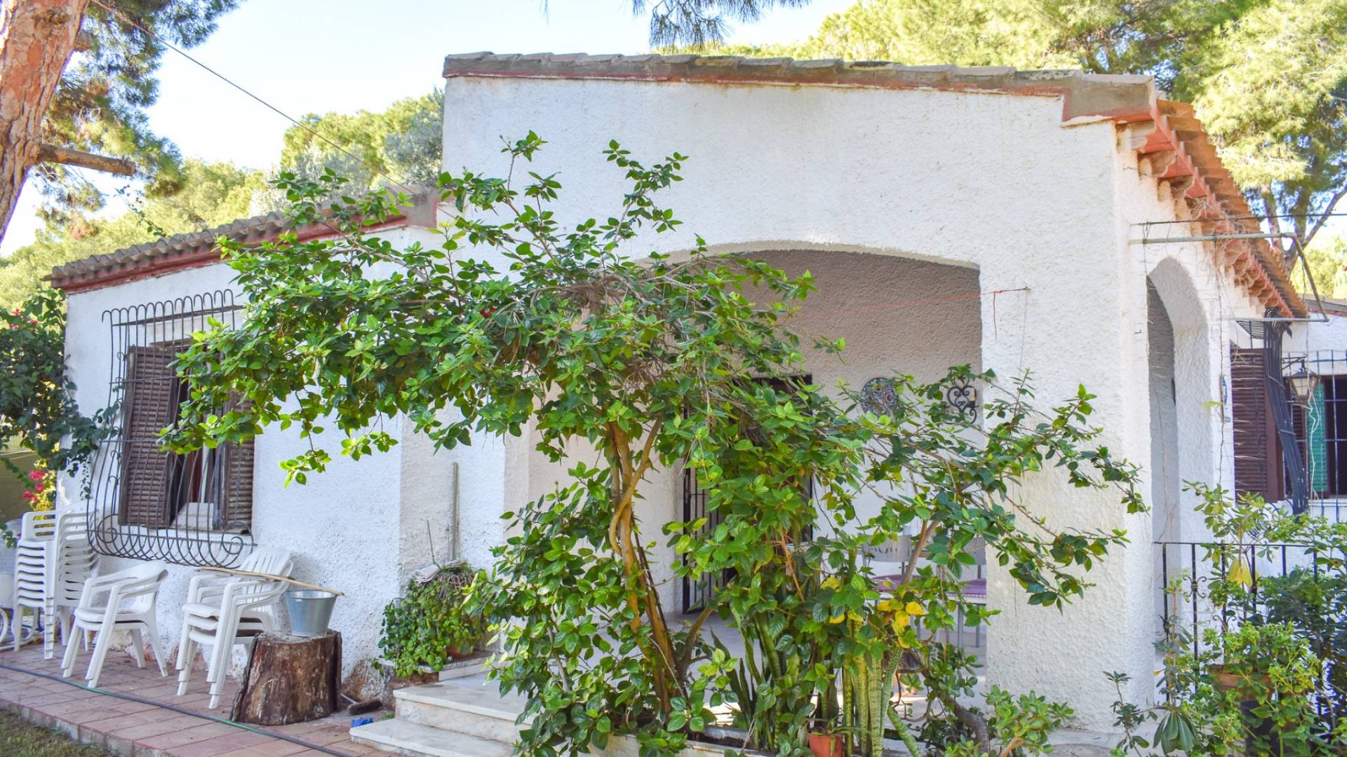 Second hand - Independent villa - Orihuela Costa - Punta Prima