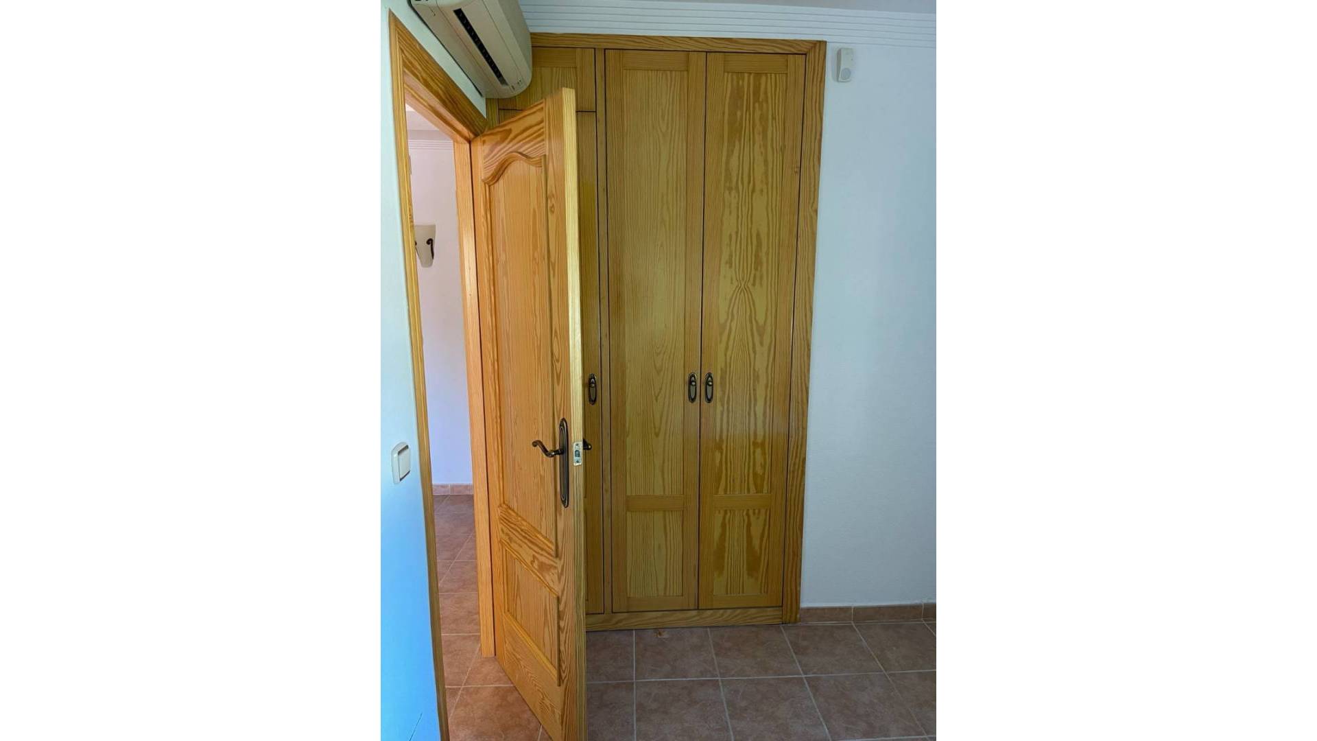 Second hand - Independent villa - Orihuela Costa - Punta Prima