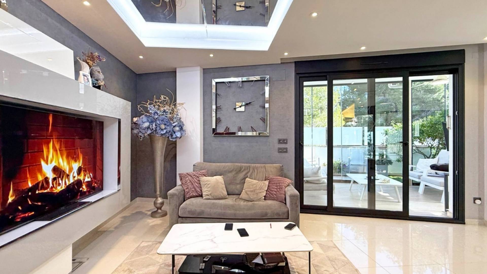 Second hand - Independent villa - Orihuela Costa - Villamartin