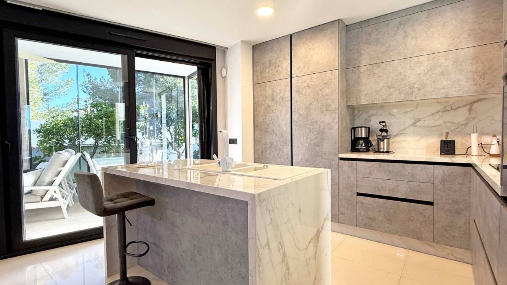 Second hand - Independent villa - Orihuela Costa - Villamartin