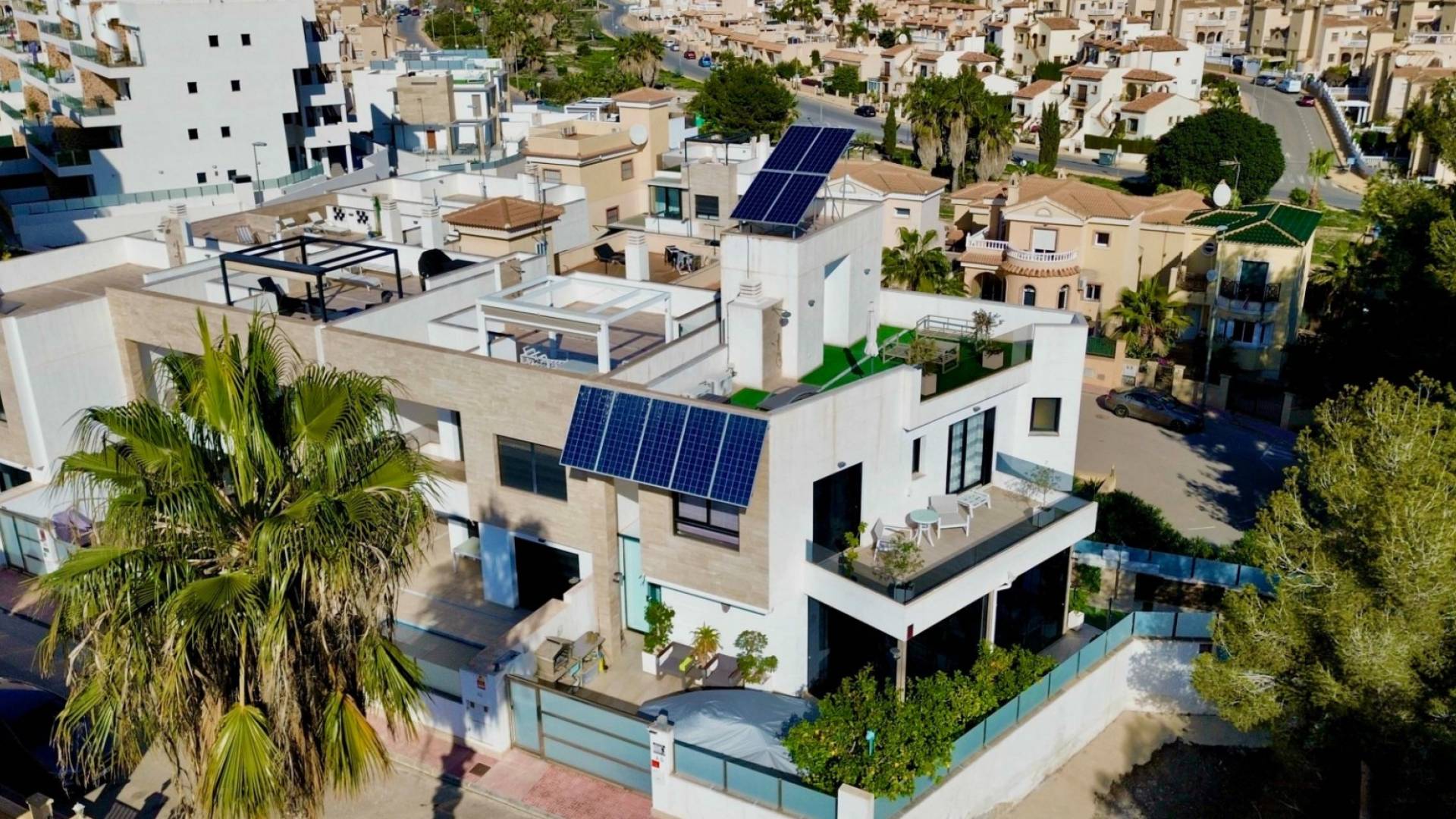 Second hand - Independent villa - Orihuela Costa - Villamartin