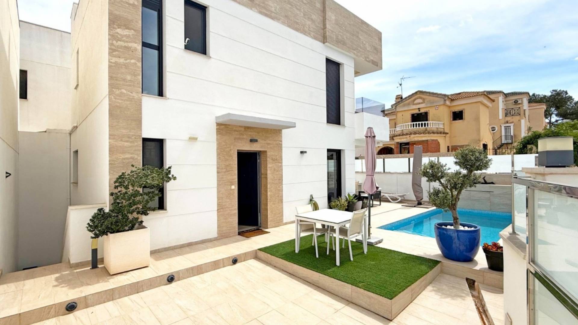 Second hand - Independent villa - Orihuela Costa - Villamartín
