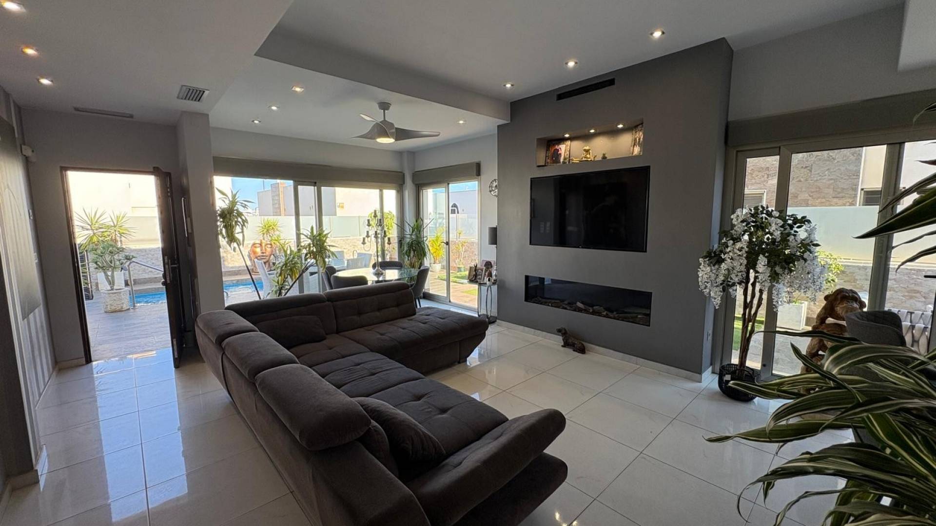 Second hand - Independent villa - Orihuela Costa - Villamartín