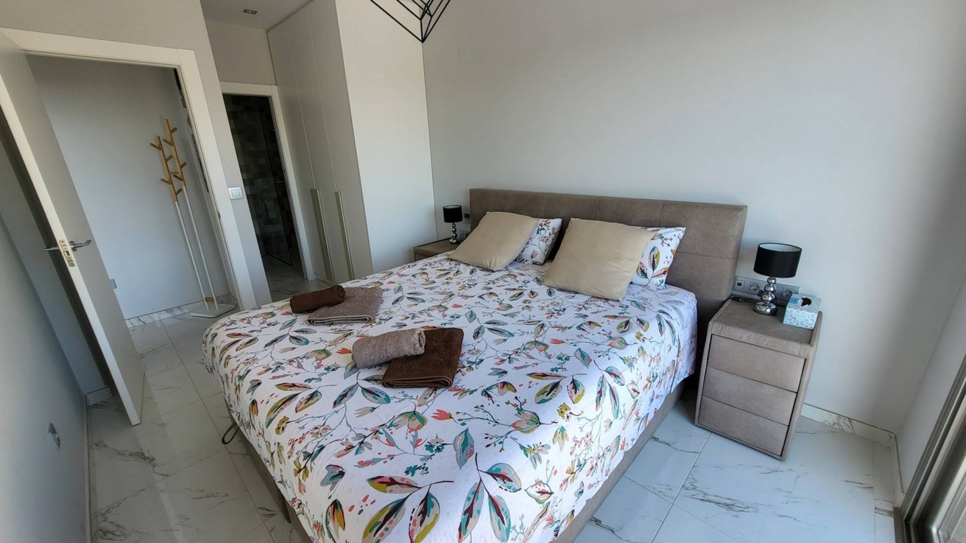 Second hand - Independent villa - Orihuela Costa - Villamartin