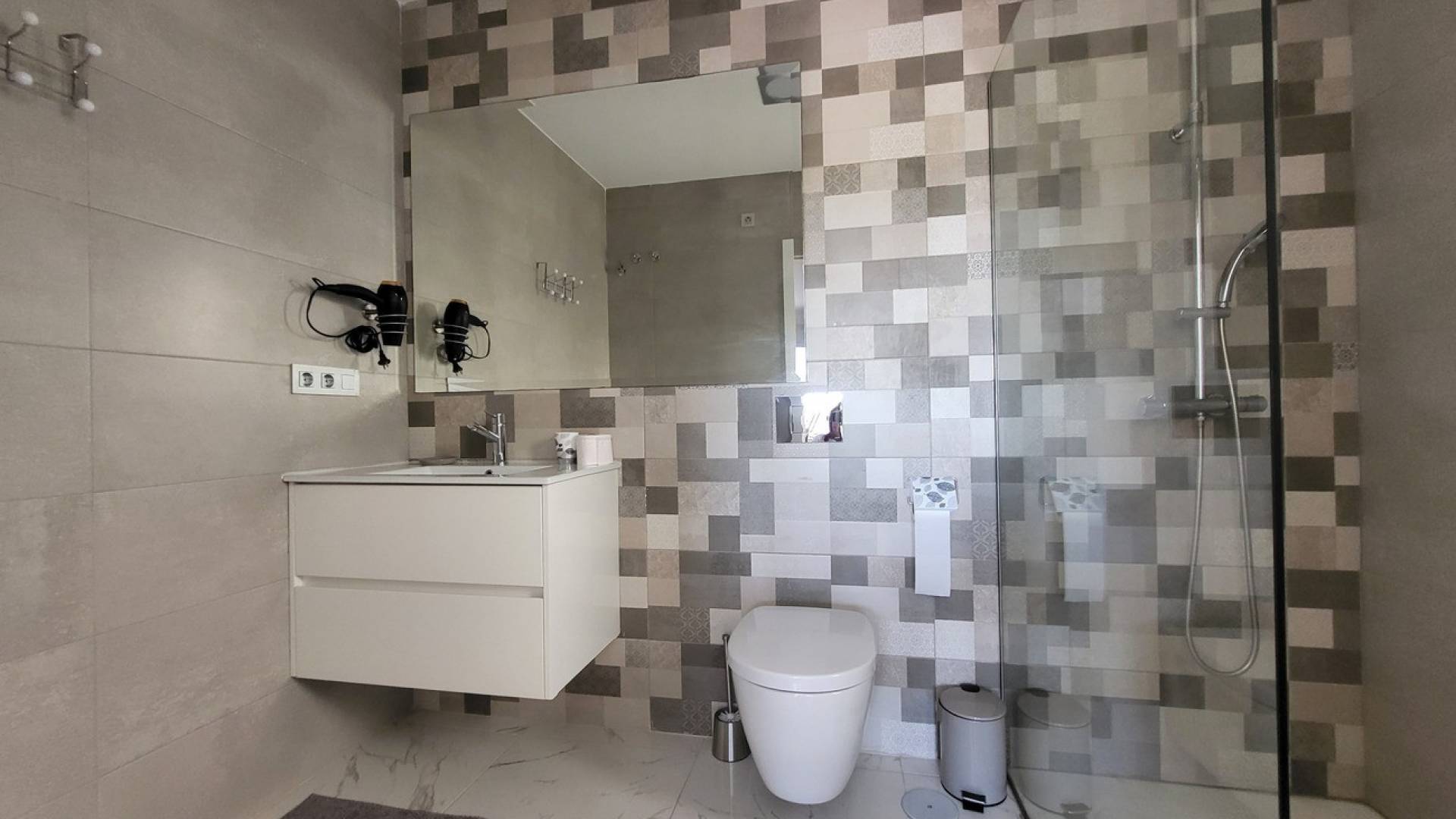 Second hand - Independent villa - Orihuela Costa - Villamartin