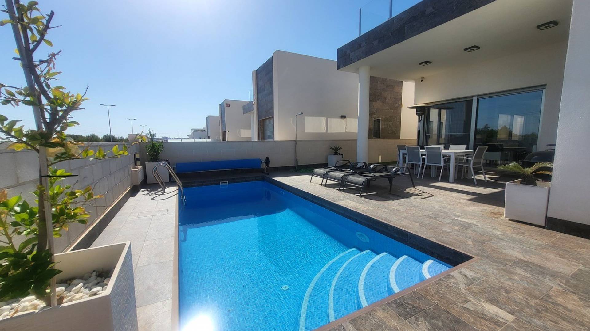 Second hand - Independent villa - Orihuela Costa - Villamartin