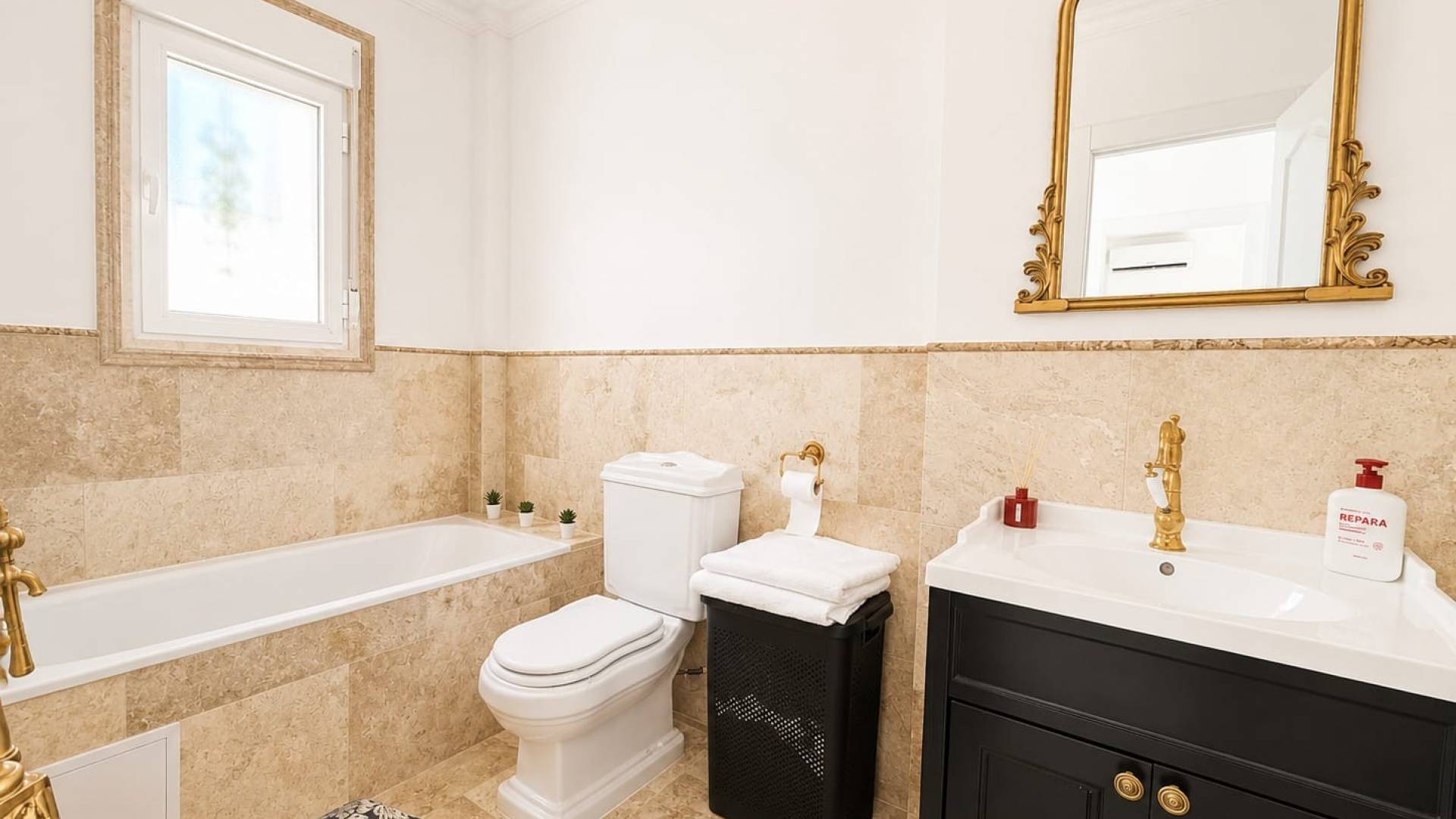 Second hand - Independent villa - Orihuela Costa - Villamartin