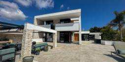 Second hand - Independent villa - Orihuela Costa - Villamartín