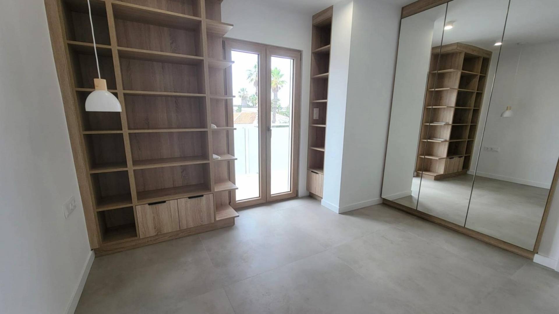 Second hand - Independent villa - Orihuela Costa