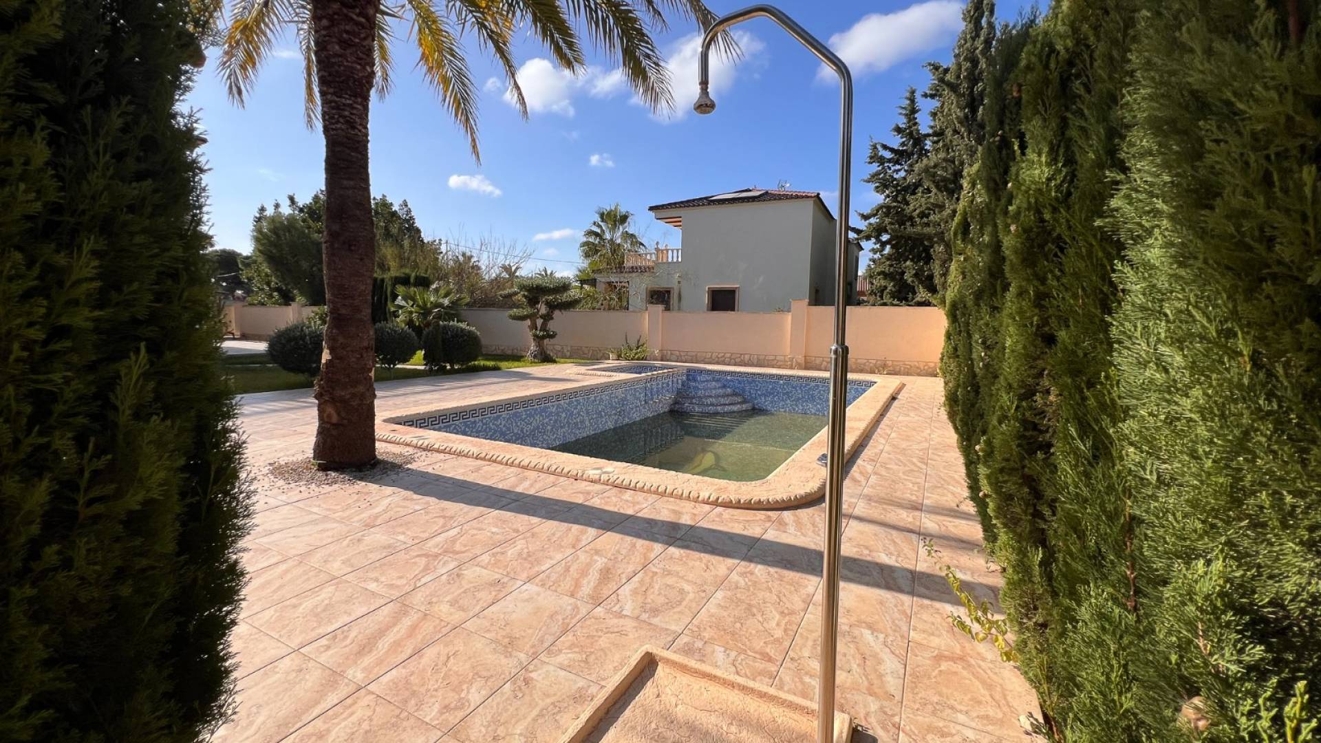 Second hand - Independent villa - Orihuela Costa