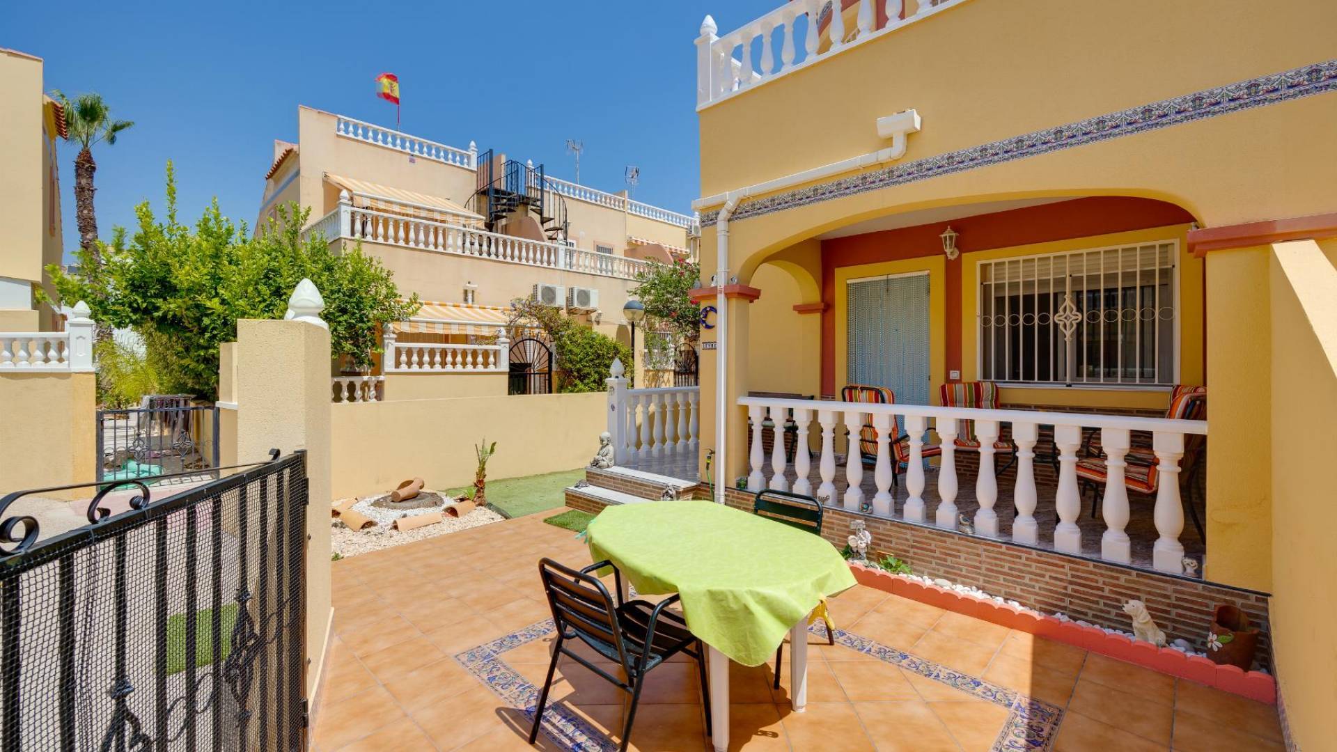 Second hand - Independent villa - Orihuela - La Zenia