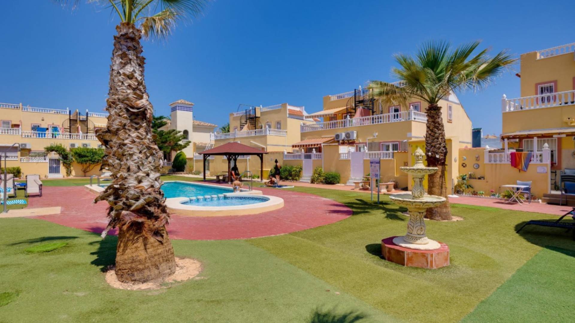 Second hand - Independent villa - Orihuela - La Zenia