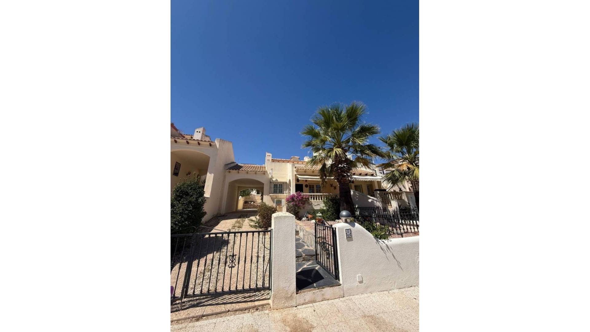 Second hand - Independent villa - Orihuela - Las Ramblas