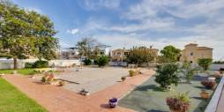 Second hand - Independent villa - Orihuela - Lomas de Cabo Roig
