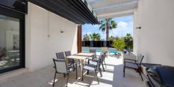 Second hand - Independent villa - Orihuela - Lomas de Cabo Roig