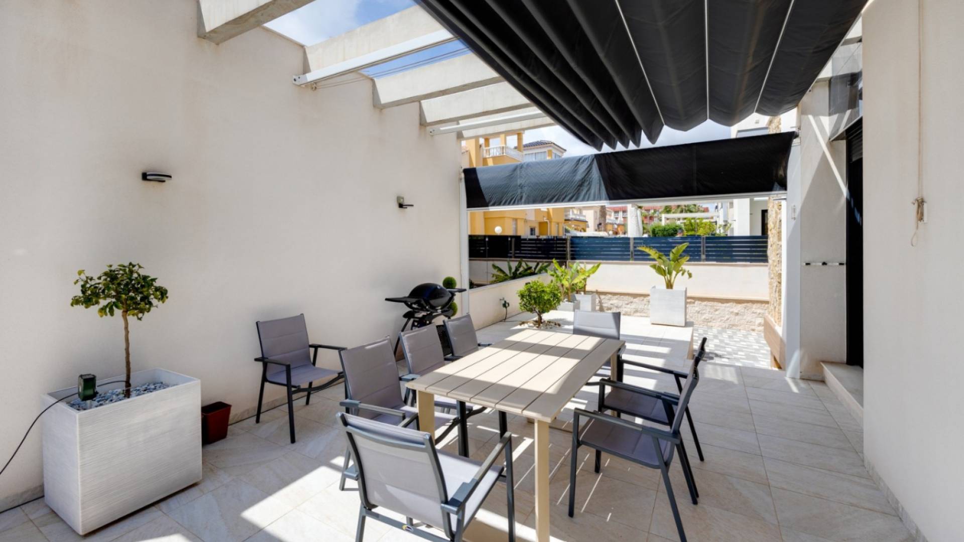 Second hand - Independent villa - Orihuela - Lomas de Cabo Roig