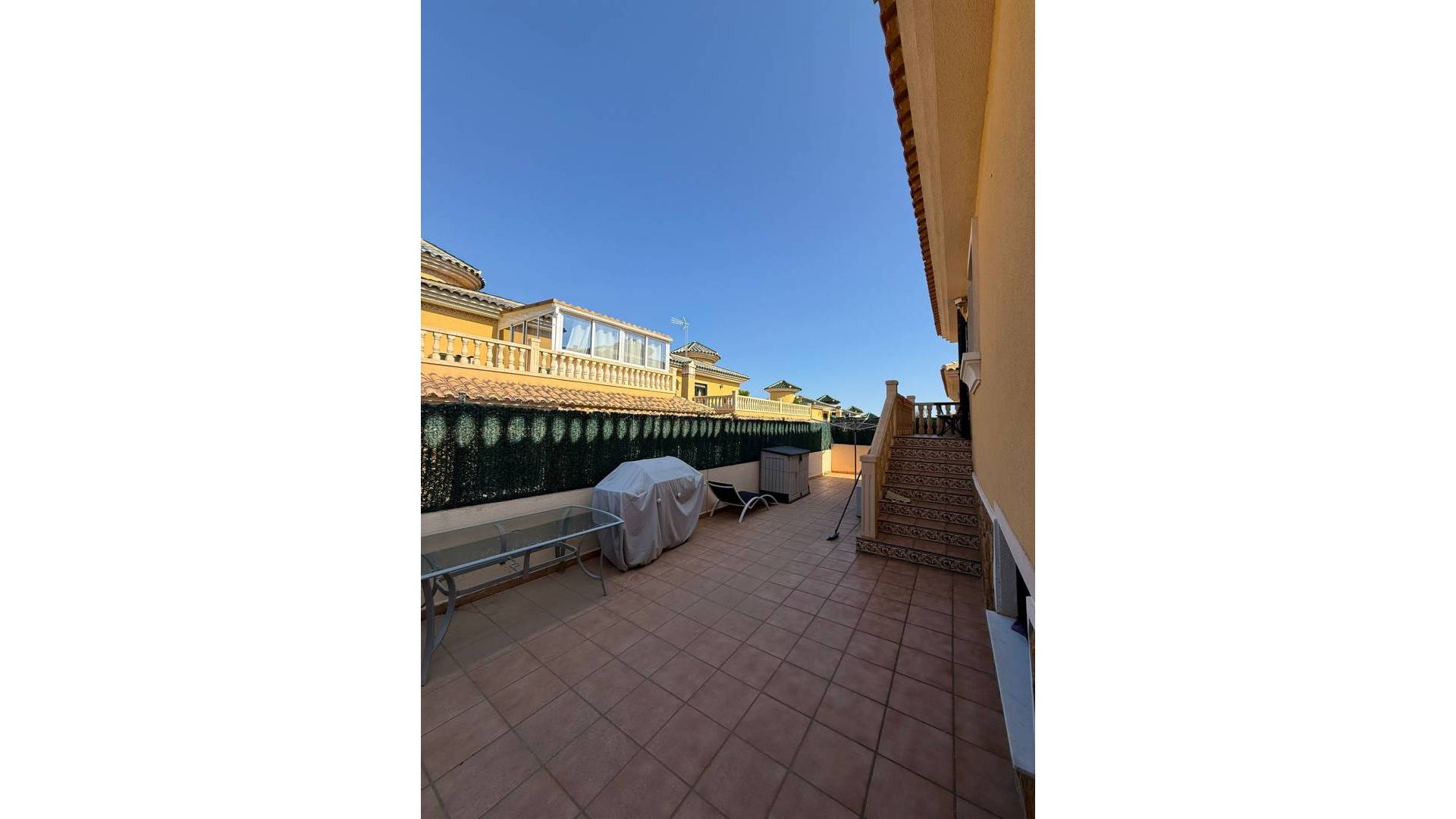 Second hand - Independent villa - Orihuela - Villamartin