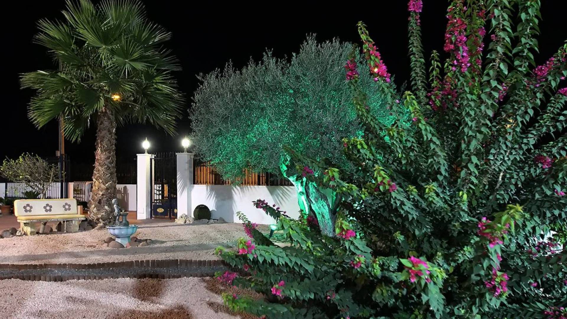 Second hand - Independent villa - Orihuela