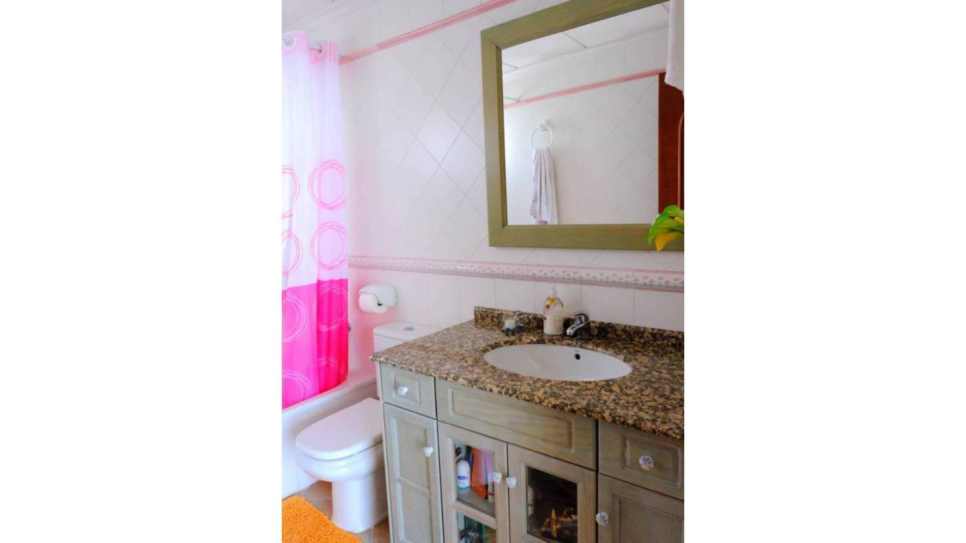 Second hand - Independent villa - Orihuela