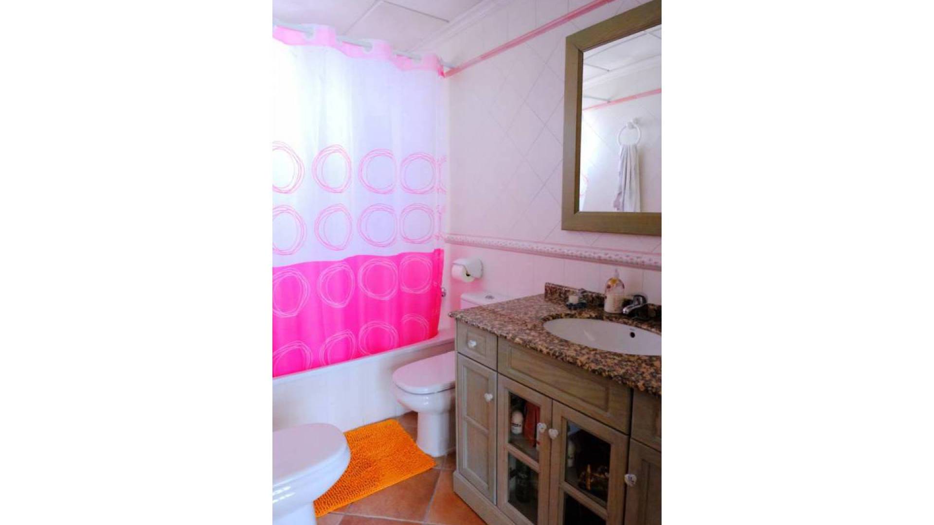 Second hand - Independent villa - Orihuela