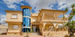 Second hand - Independent villa - Orihuela