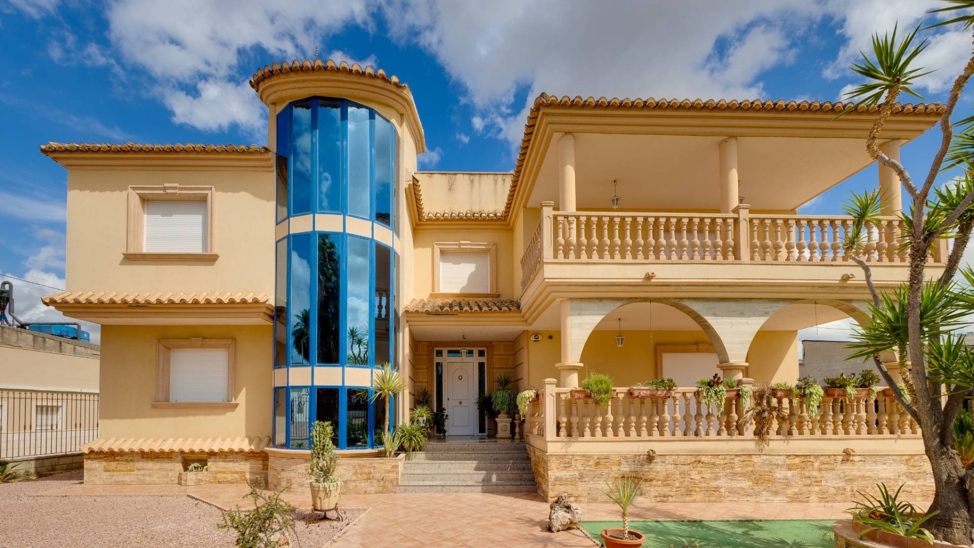 Second hand - Independent villa - Orihuela