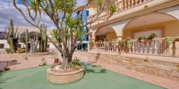 Second hand - Independent villa - Orihuela