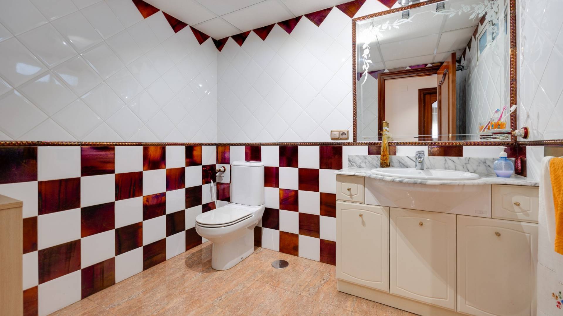 Second hand - Independent villa - Orihuela