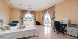 Second hand - Independent villa - Orihuela