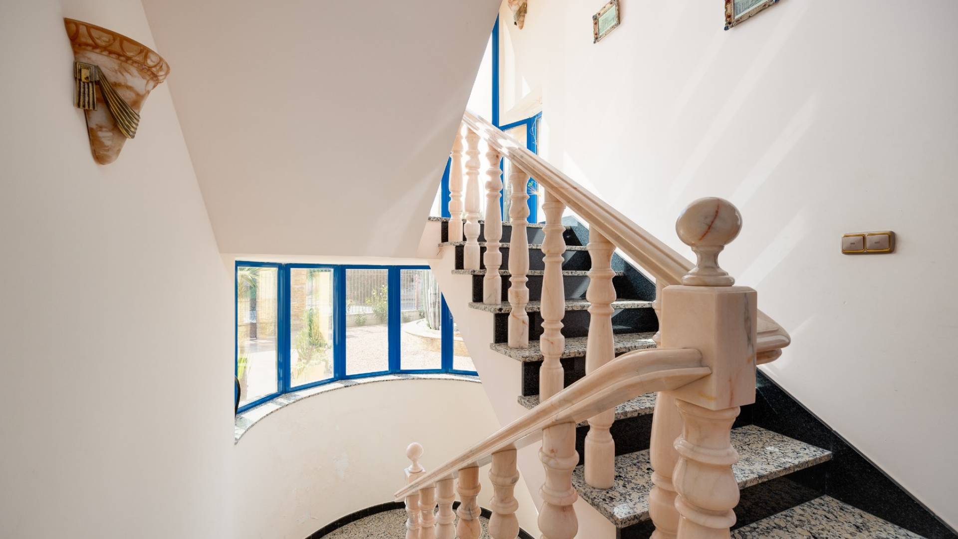 Second hand - Independent villa - Orihuela