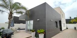 Second hand - Independent villa - Pilar de la Horadada