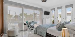 Second hand - Independent villa - Pinar de Campoverde