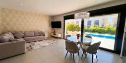 Second hand - Independent villa - Rojales