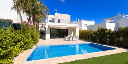 Second hand - Independent villa - Rojales
