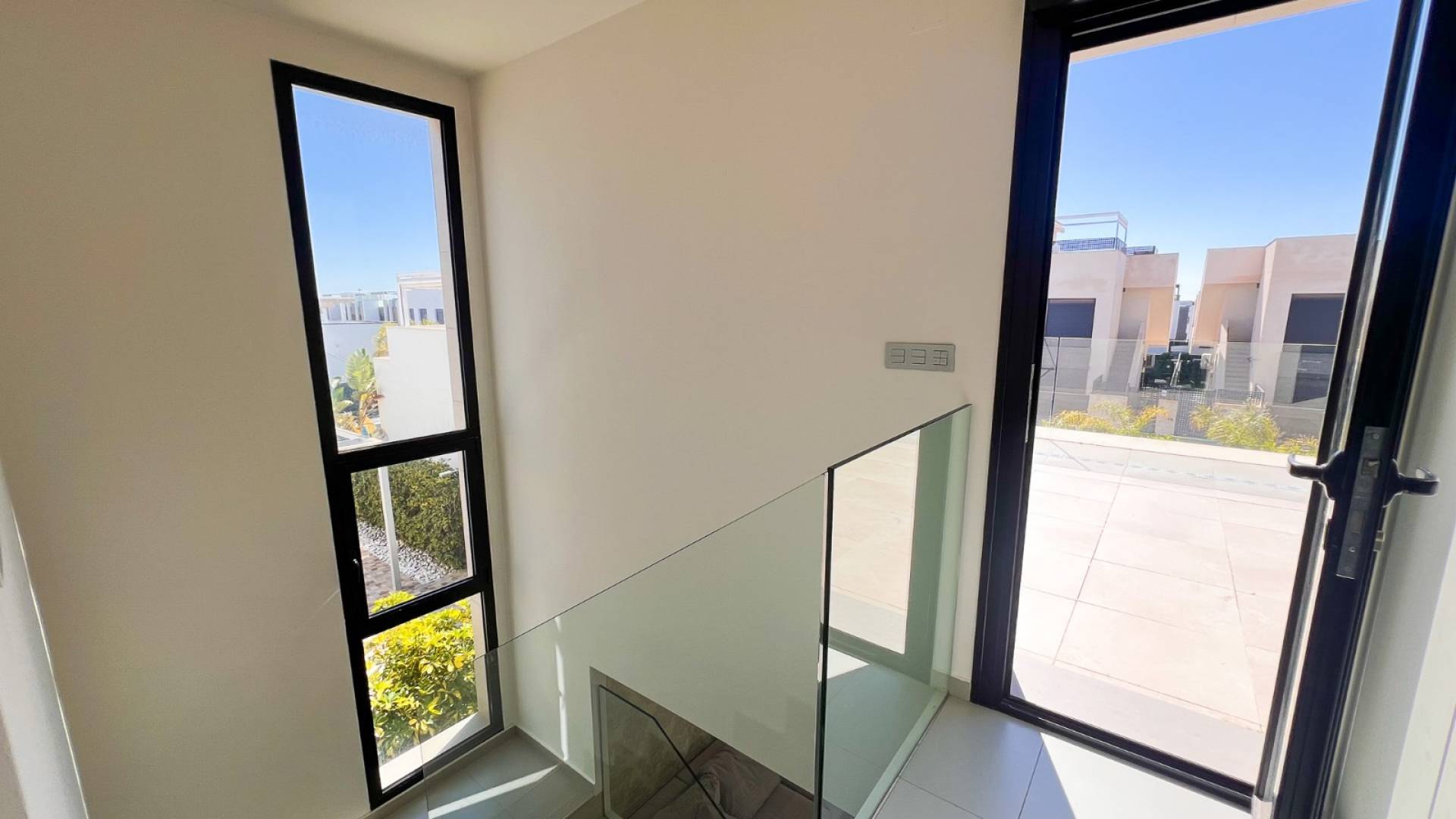 Second hand - Independent villa - Rojales