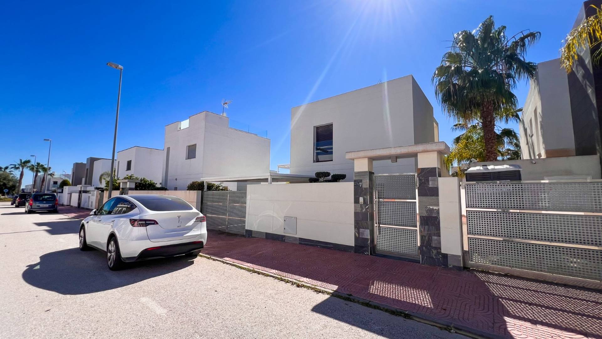 Second hand - Independent villa - Rojales