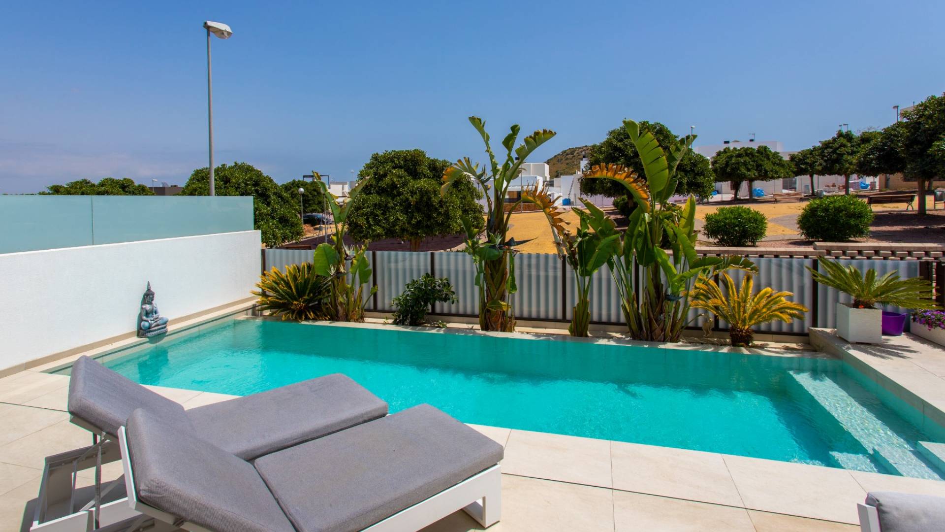 Second hand - Independent villa - Rojales