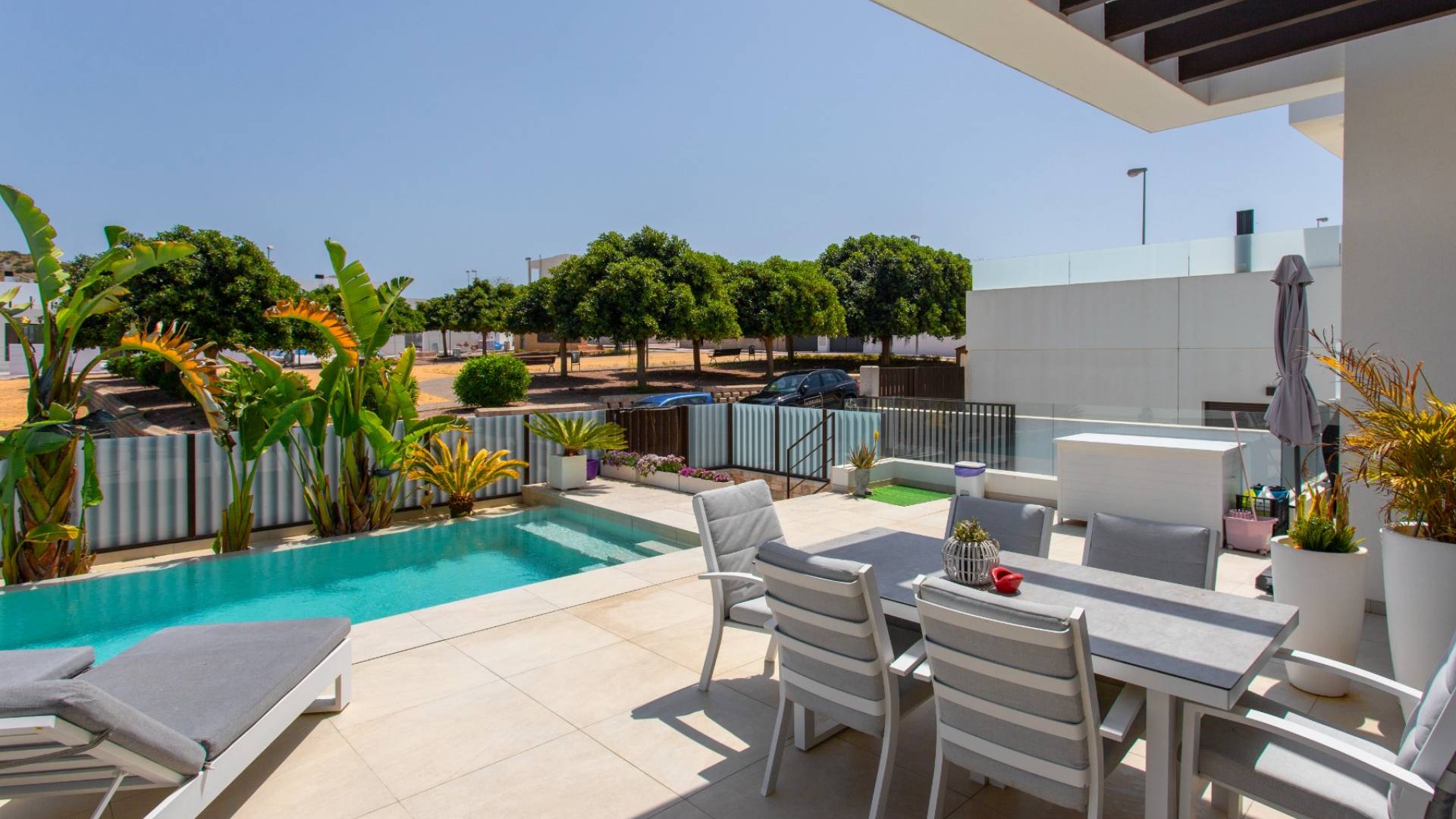 Second hand - Independent villa - Rojales