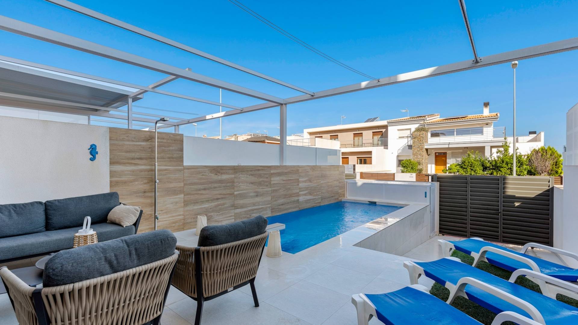 Second hand - Independent villa - Rojales