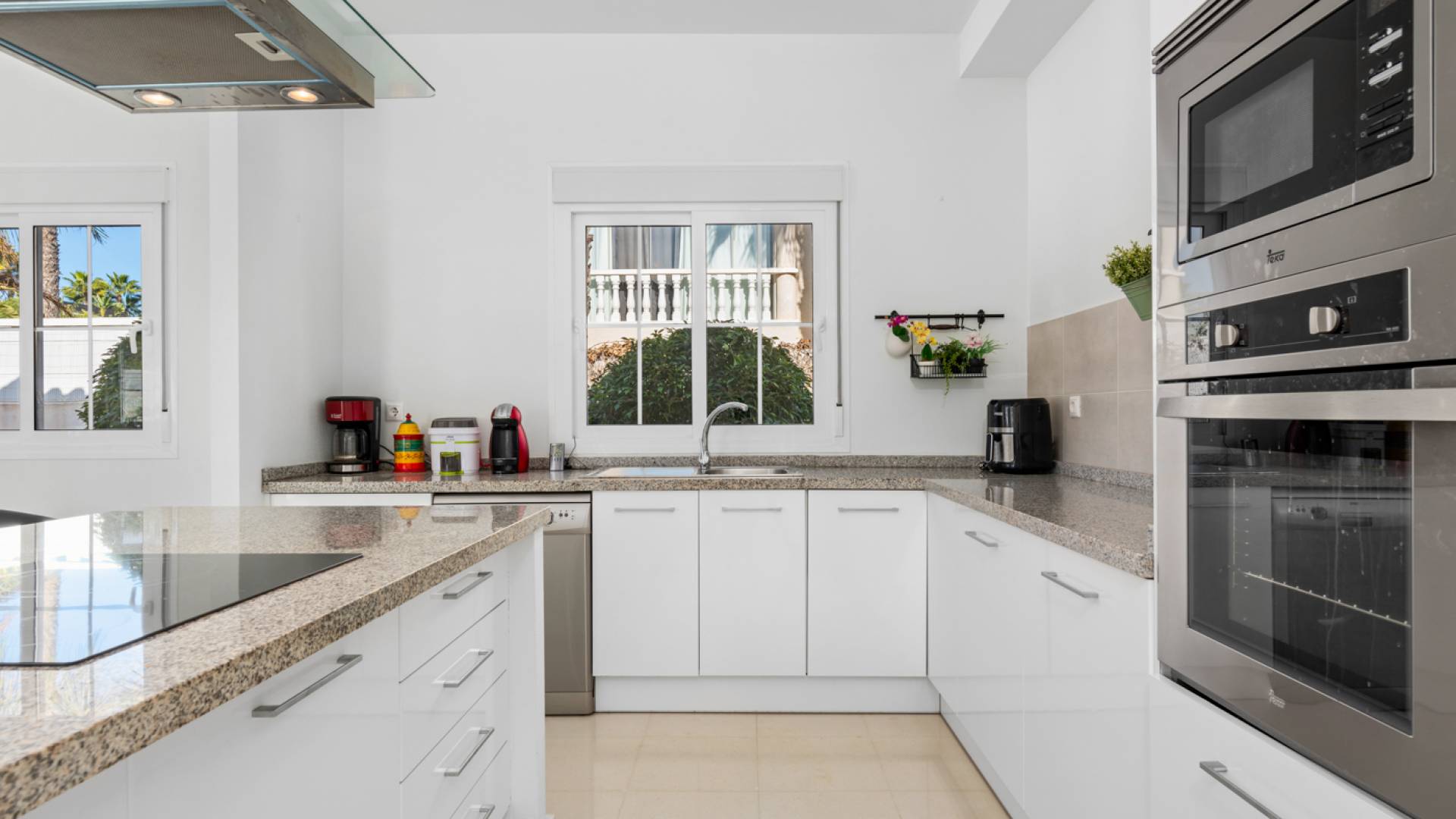 Second hand - Independent villa - San Fulgencio - Urbanización La Marina