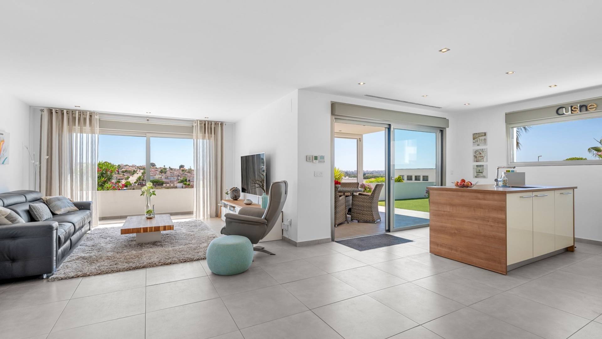 Second hand - Independent villa - San Fulgencio - Urbanización La Marina
