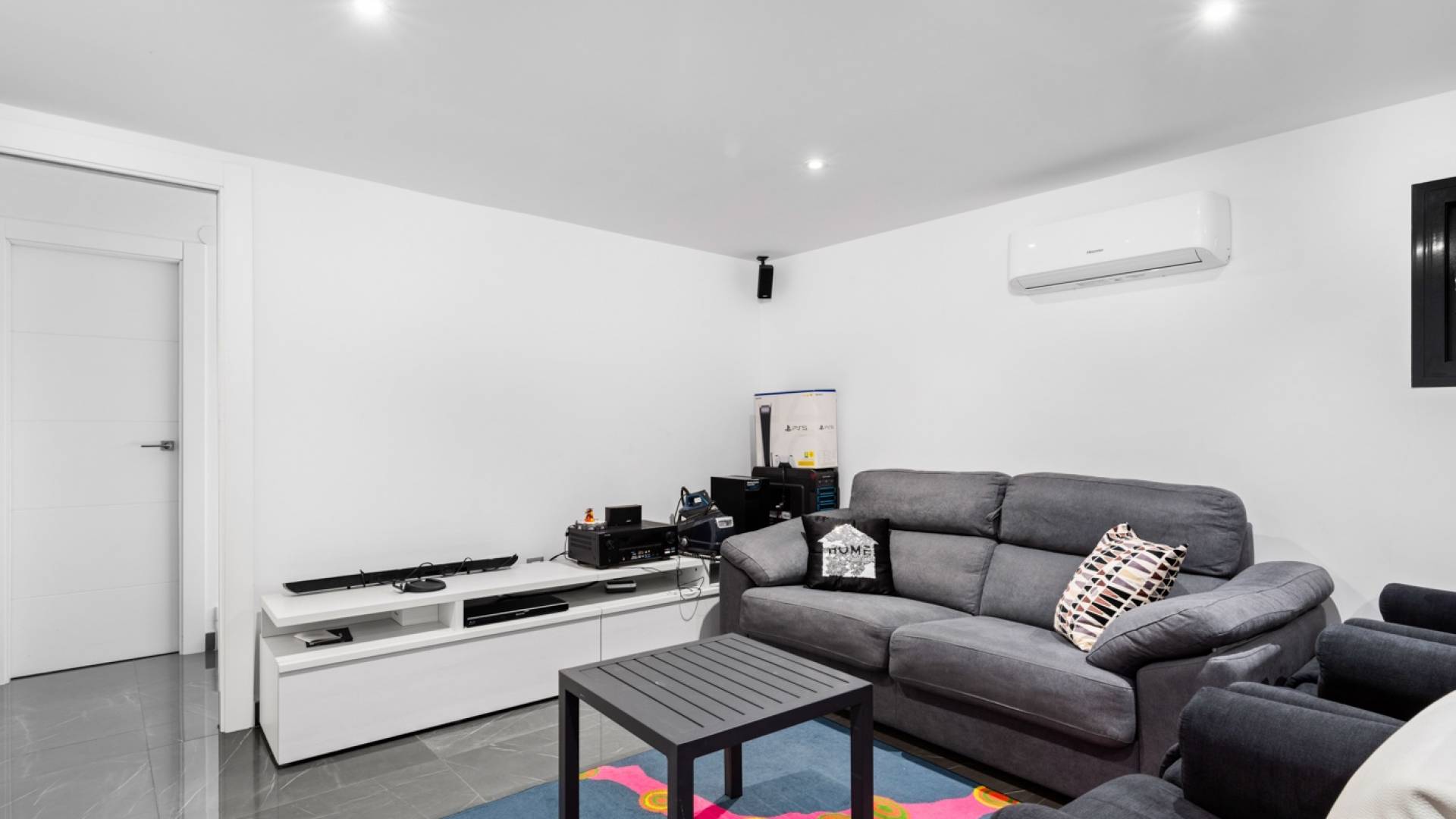 Second hand - Independent villa - San Juan Alicante - Frank Espinós