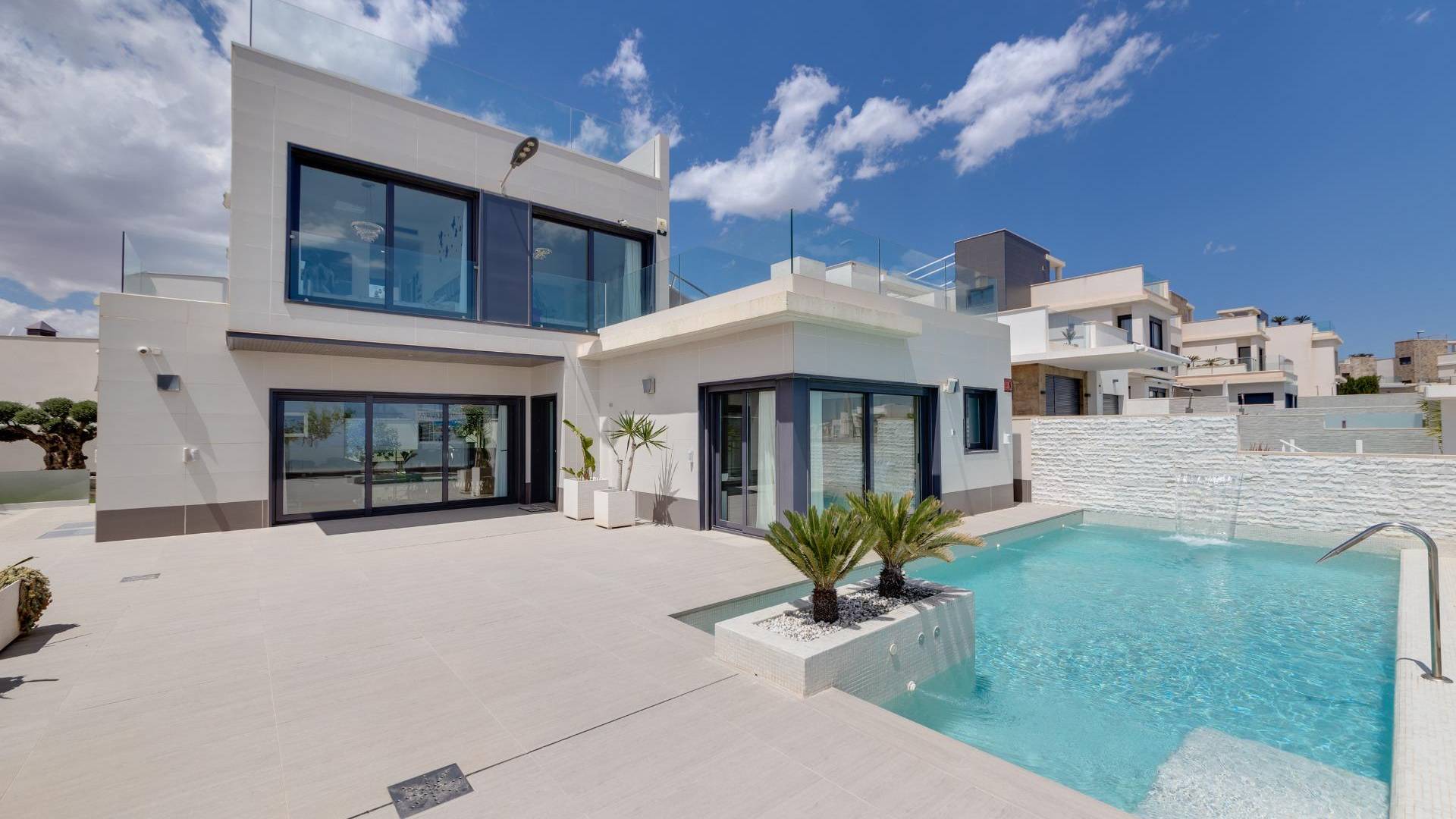 Second hand - Independent villa - San Miguel de Salinas - Cerro del Sol