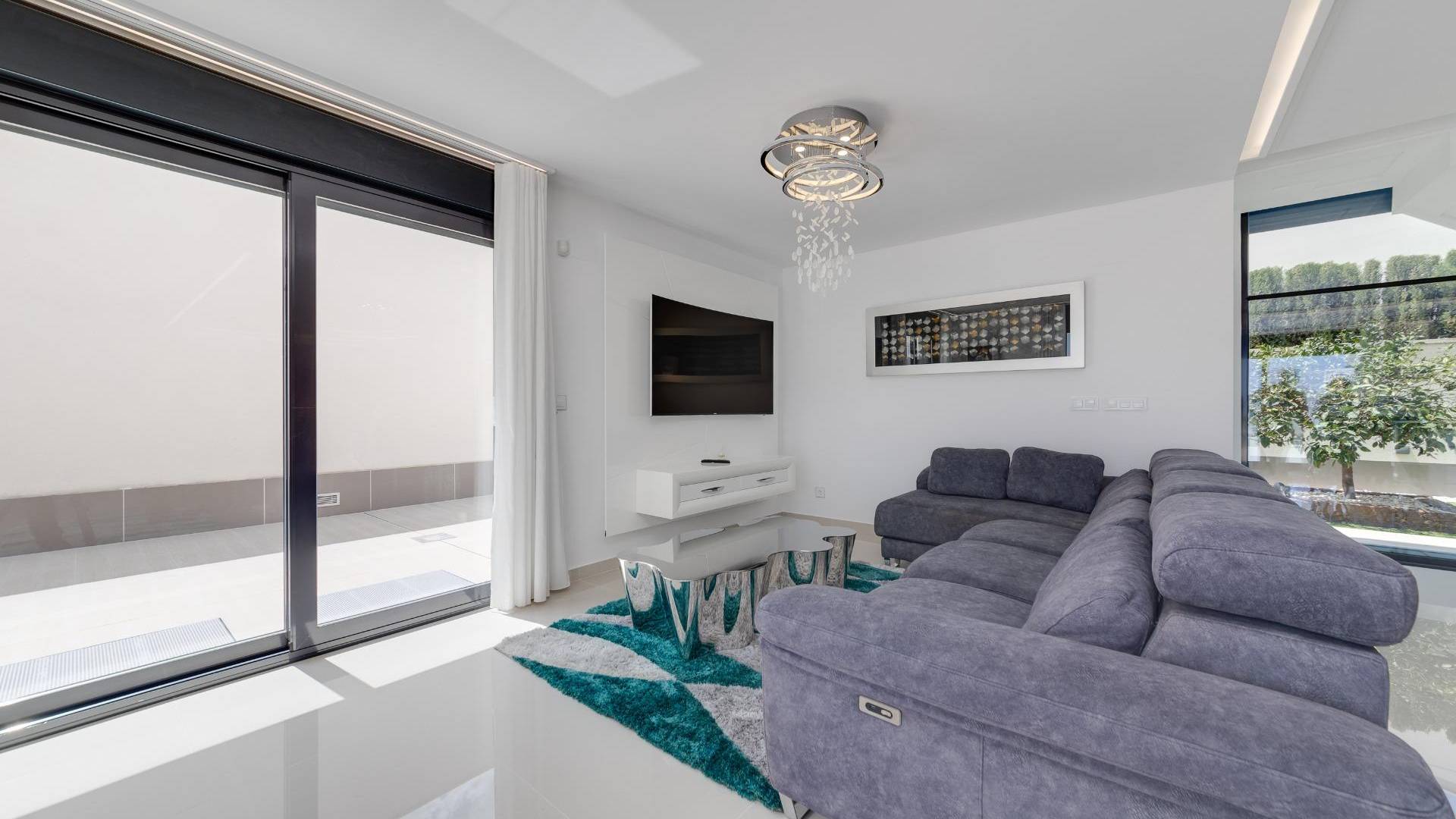 Second hand - Independent villa - San Miguel de Salinas - Cerro del Sol