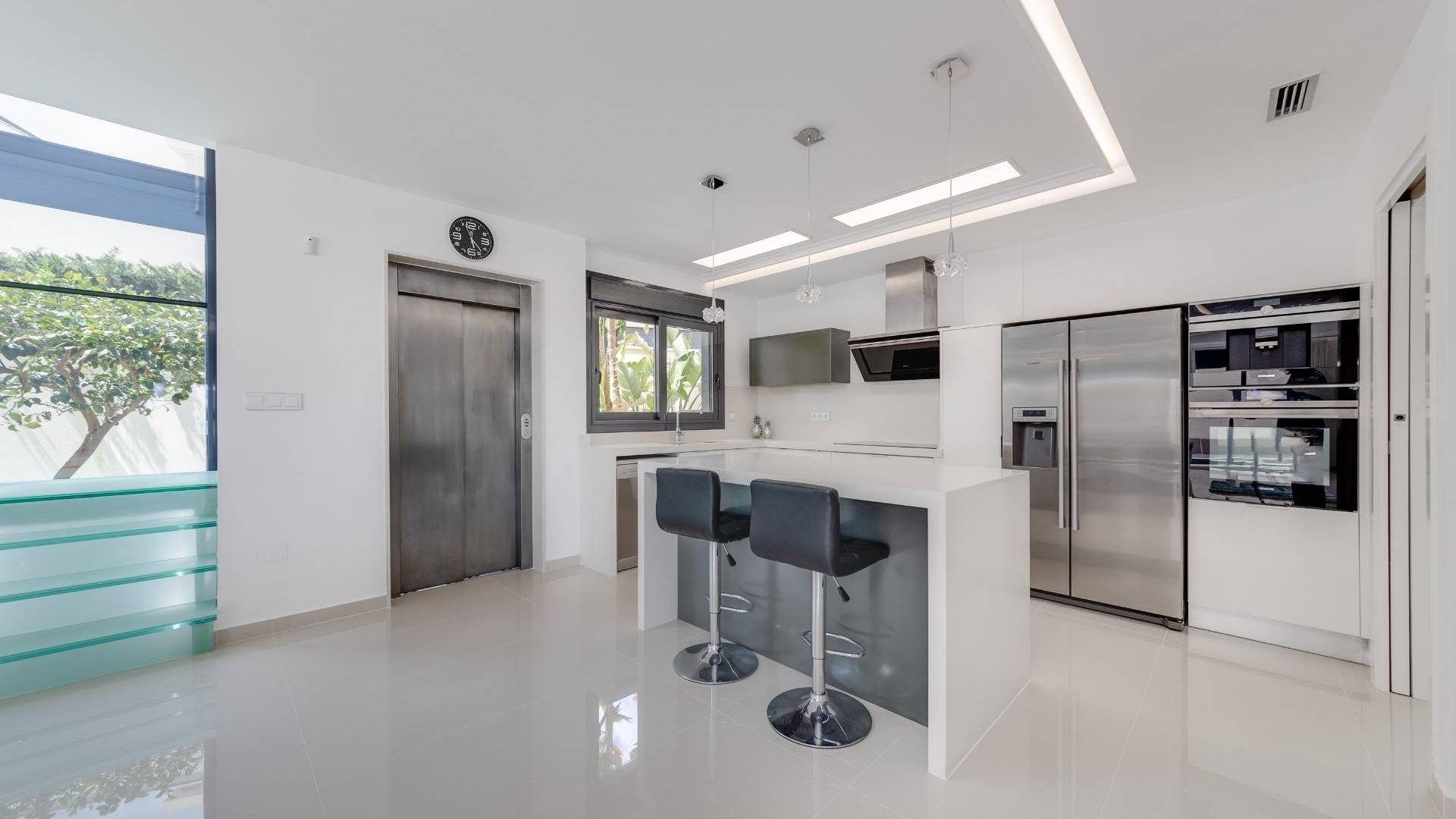 Second hand - Independent villa - San Miguel de Salinas - Cerro del Sol