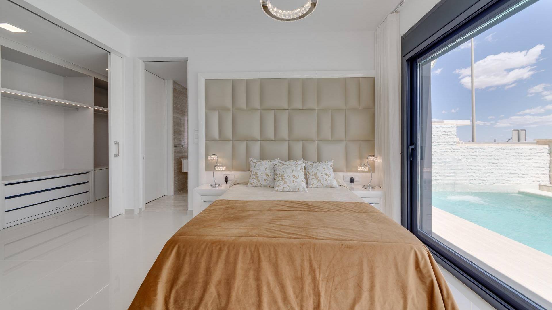 Second hand - Independent villa - San Miguel de Salinas - Cerro del Sol