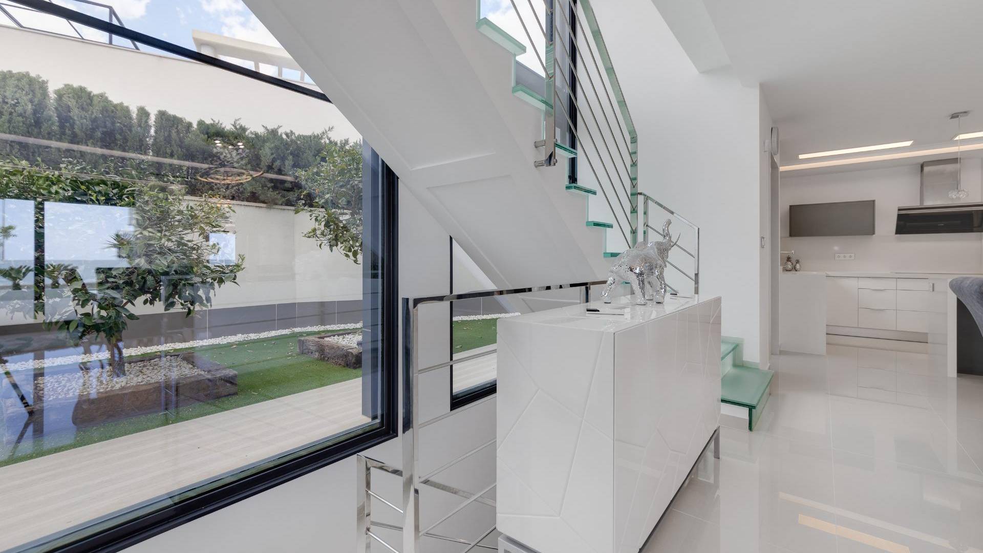 Second hand - Independent villa - San Miguel de Salinas - Cerro del Sol