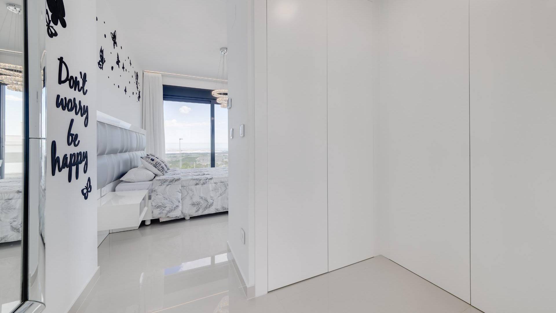 Second hand - Independent villa - San Miguel de Salinas - Cerro del Sol